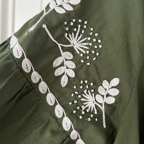 Zara Mini Green Embroidered Dress Like New - Picture 6 of 9